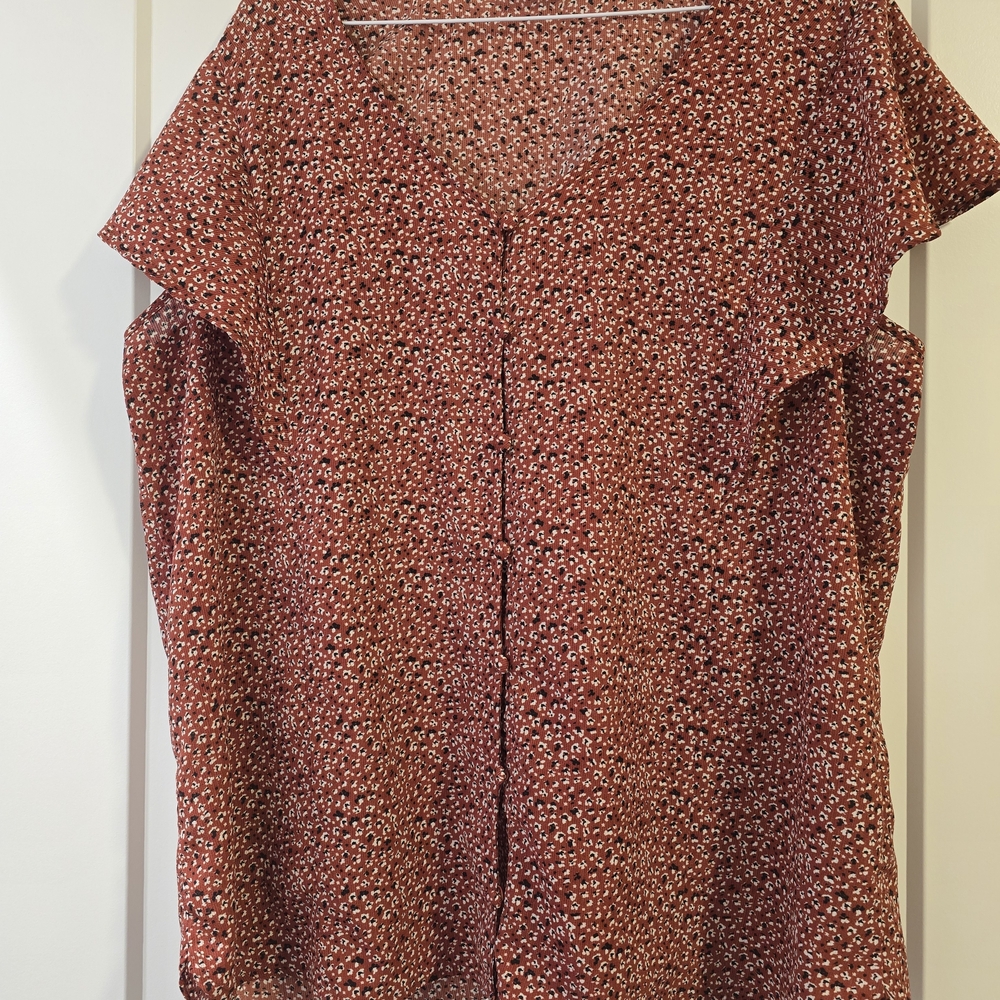 Denver Hayes Red Floral V-Neck Blouse